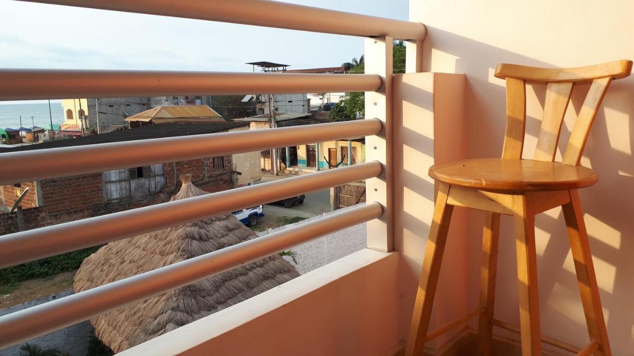 Отель Haus Quentin Пуэрто-Лопес Экстерьер фото